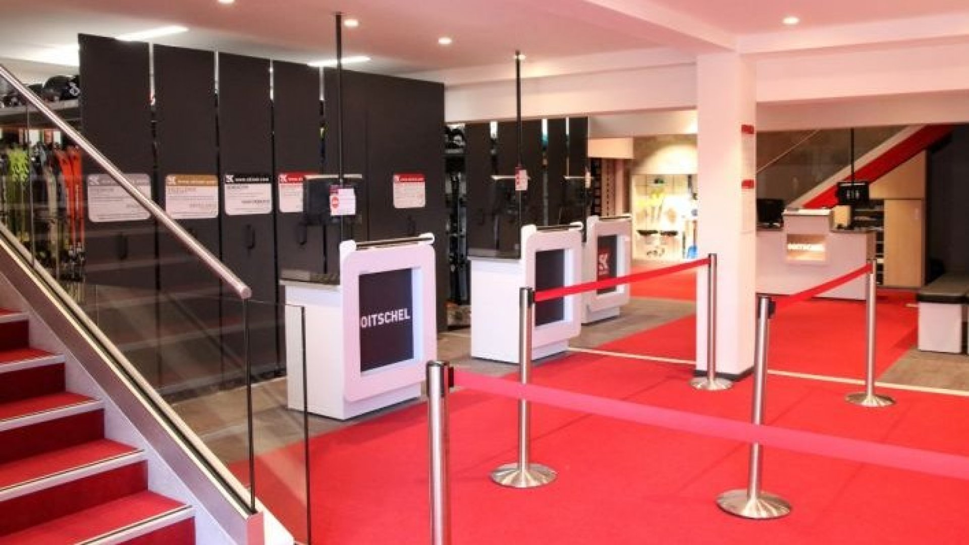 Skiset Goitschel Sport 3 Ski Hire Val Thorens